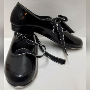 USA made brand unknown child's tap shoes EUC sz 14 3/18 or FREE w purchase